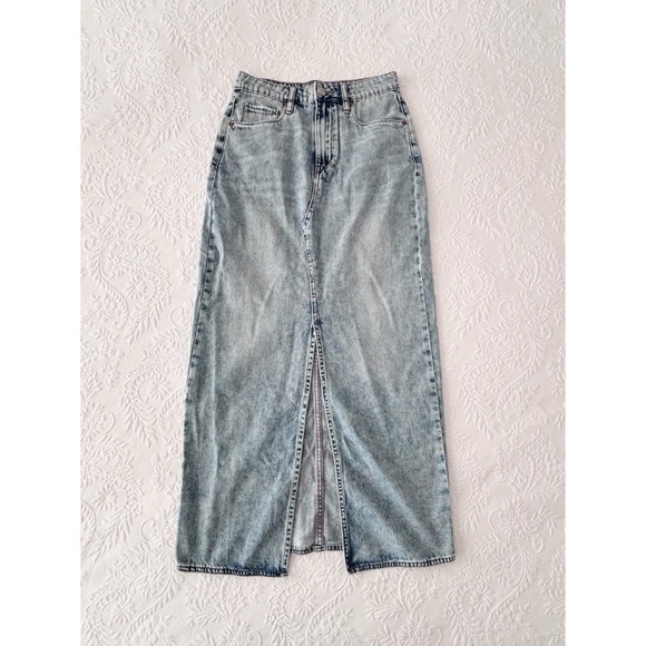 NWT Lulus Blank NYC In My Mind Light Wash Denim High-Rise Maxi Skirt XSmall - Picture 2 of 11